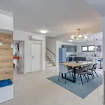 Klementina With Pool And Whirlpool *