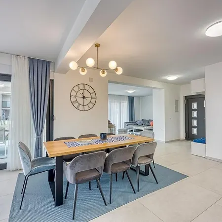 Klementina With Pool And Whirlpool Vila *